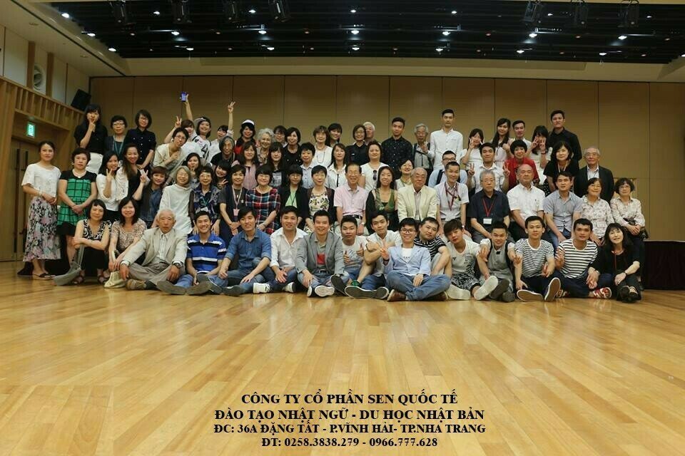 Lop-hoc-tieng-nhat-ban-dem-cho-nguoi-nuoc-ngoai-tai-nhat-1