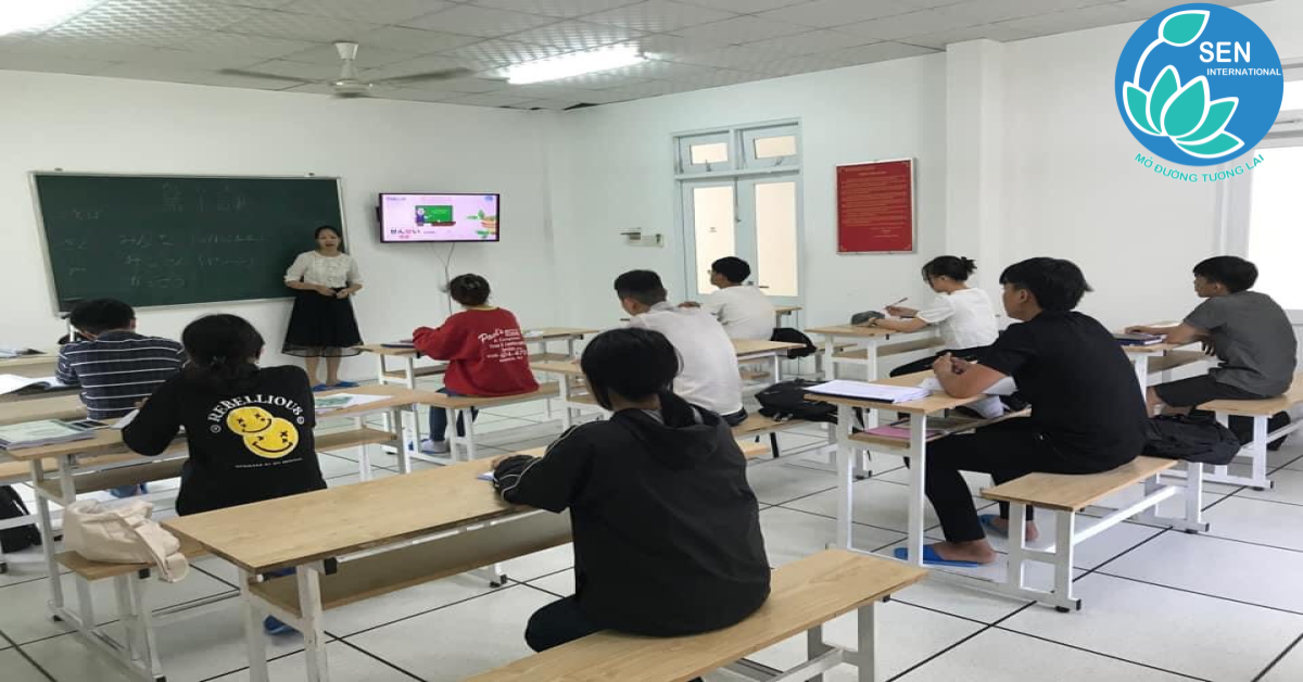 Mẫu Câu Giao Tiếp Phổ Biến Trong Lớp Học